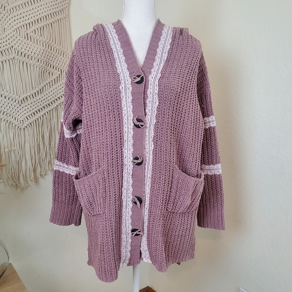POL CABLE KNIT LACE DETAIL BOW BUTTON CARDIGAN! Size Small. - Picture 3 of 12